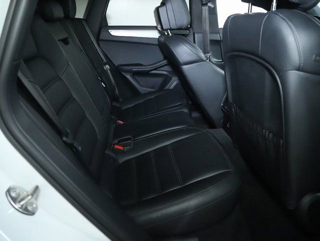 Used 2021 Porsche Macan Turbo image 30