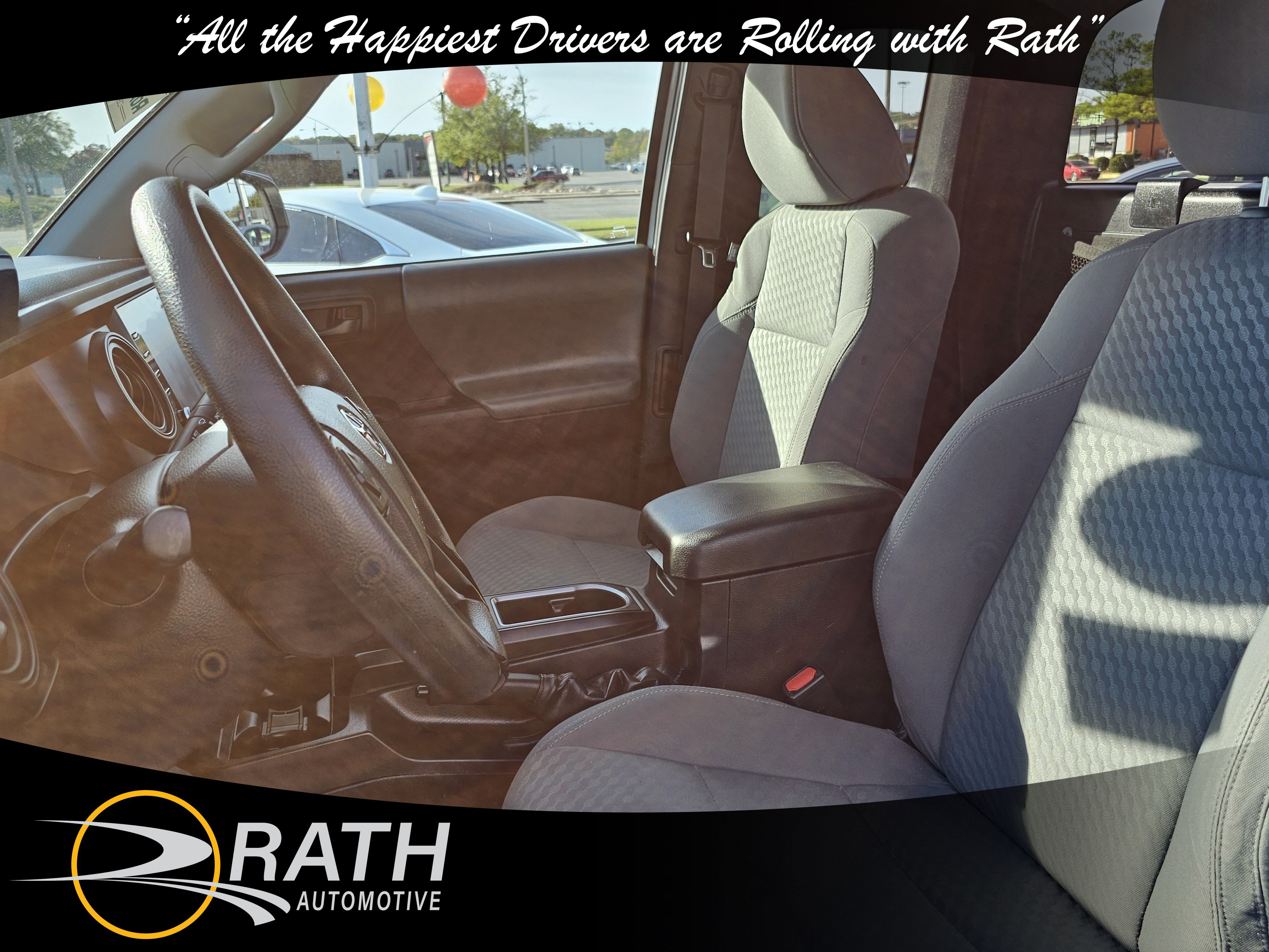 Used 2022 Toyota Tacoma SR image 11