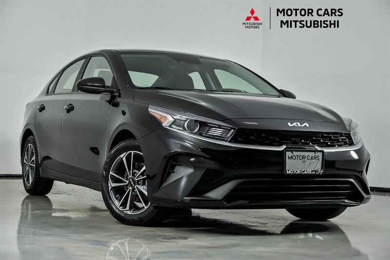 Used 2024 Kia Forte LXS FWD image 1