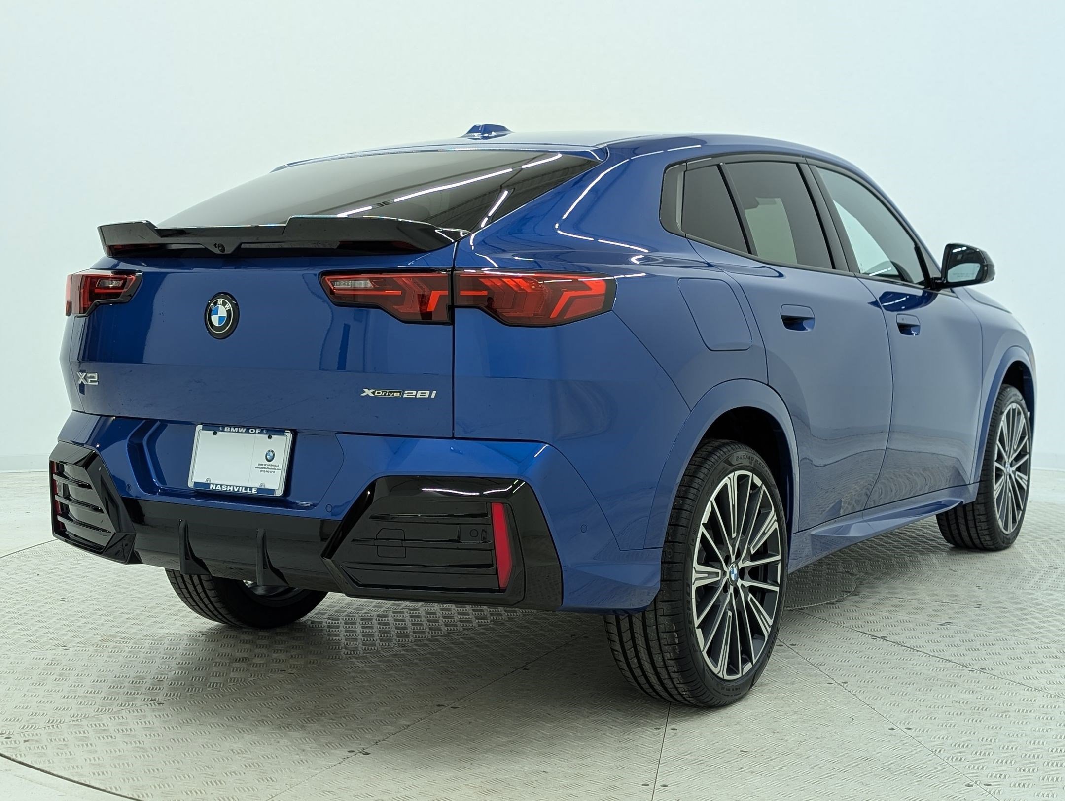 New 2026 BMW X2 xDrive28i w/ Technology Package AWD/4WD image 9