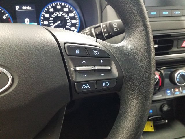 Used 2022 Hyundai Kona SEL AWD/4WD image 5