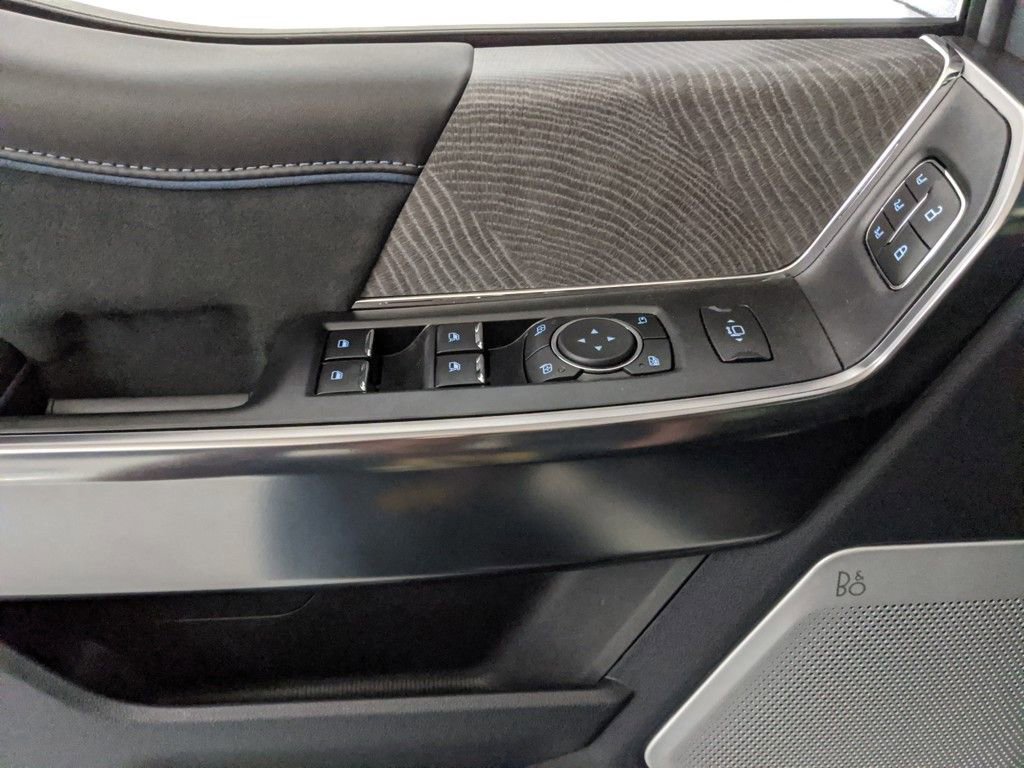 New 2025 Ford F250 Platinum w/ Tremor Off-Road Package image 21