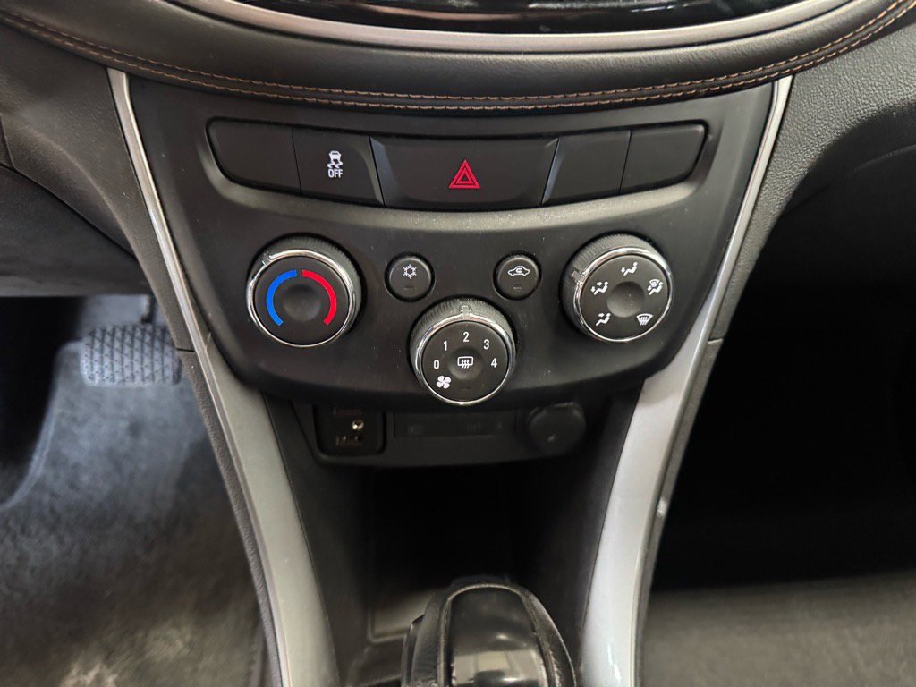 Used 2020 Chevrolet Trax LS w/ Tint and Cruise Package image 17