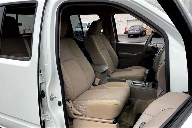 Used 2018 Nissan Frontier SV w/ Value Truck Package image 7