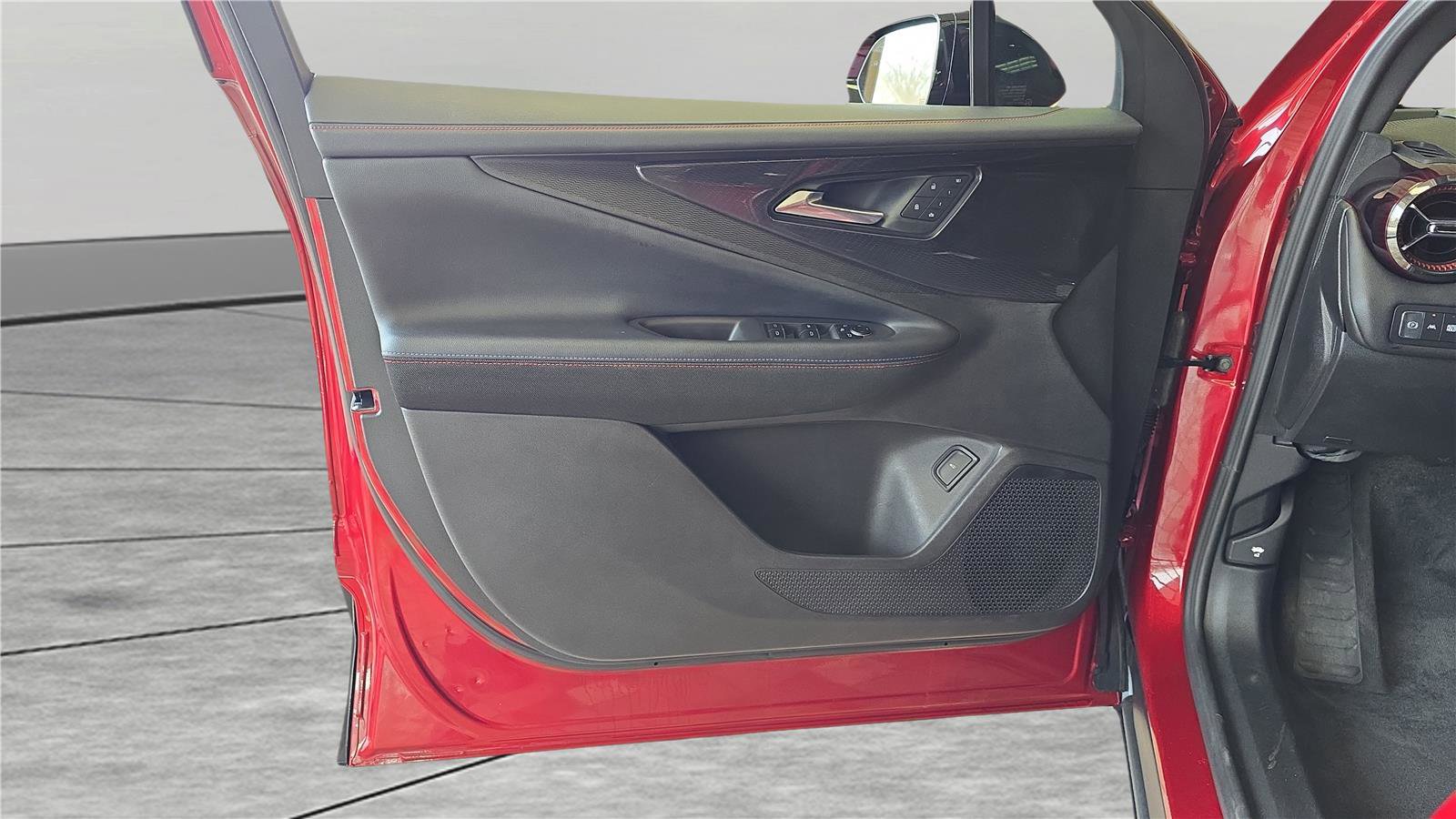 Used 2025 Chevrolet Blazer EV RS image 11