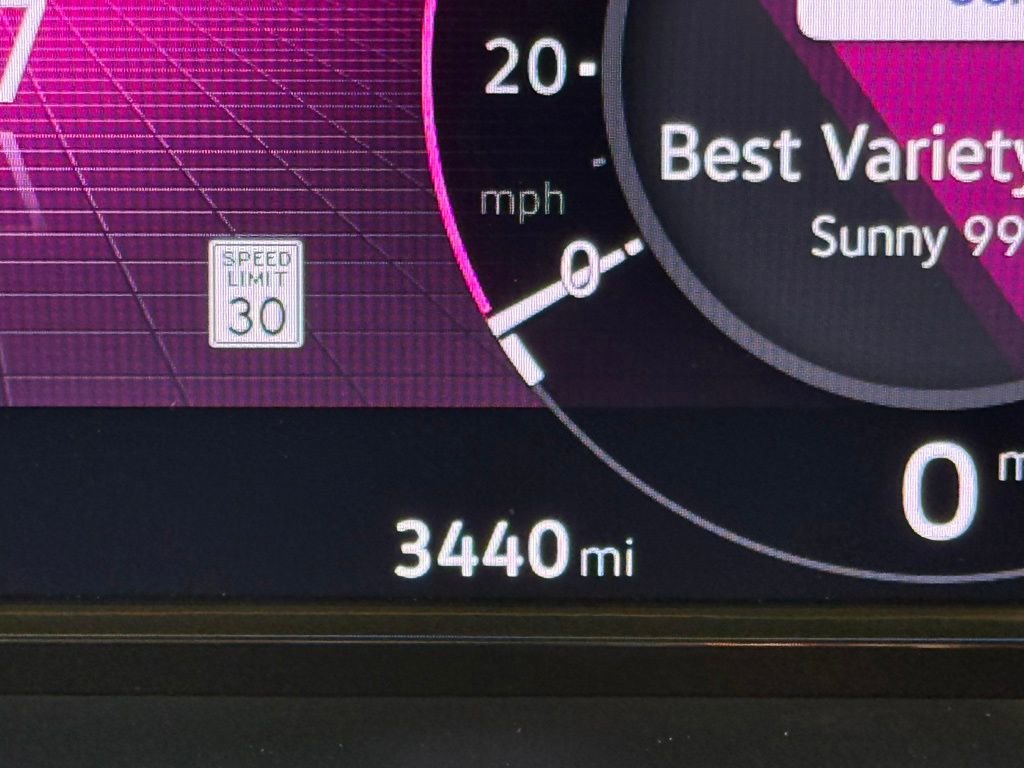 Certified 2025 Volkswagen Atlas SEL Premium R-Line image 10