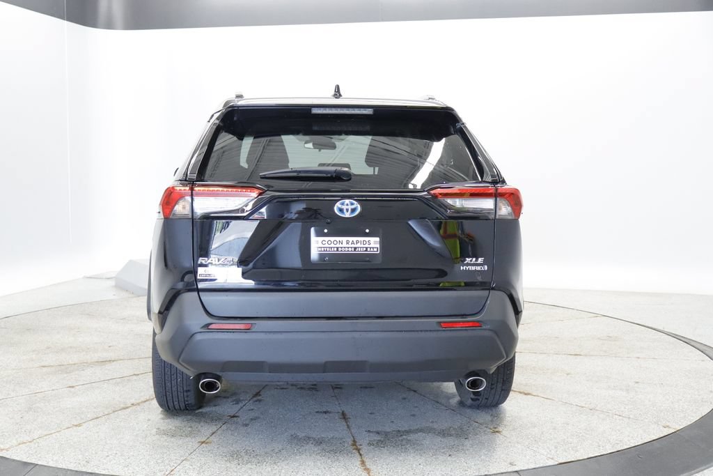 Used 2023 Toyota RAV4 XLE w/ Convenience Package AWD/4WD image 4