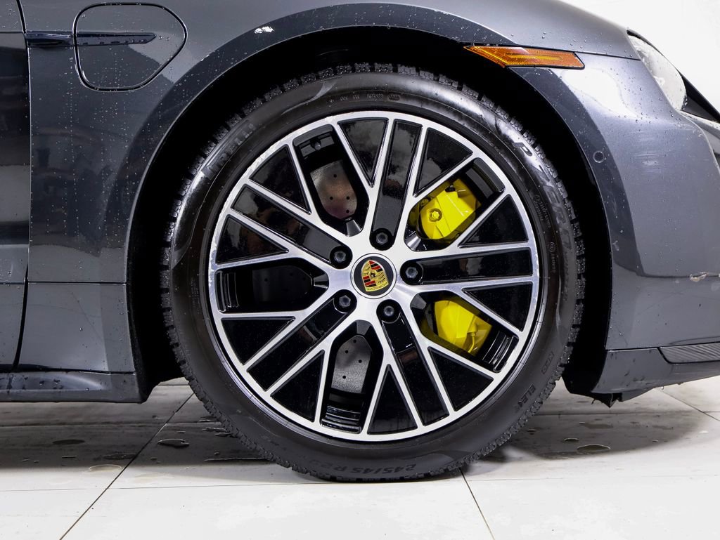 Used 2020 Porsche Taycan Turbo S AWD/4WD image 26