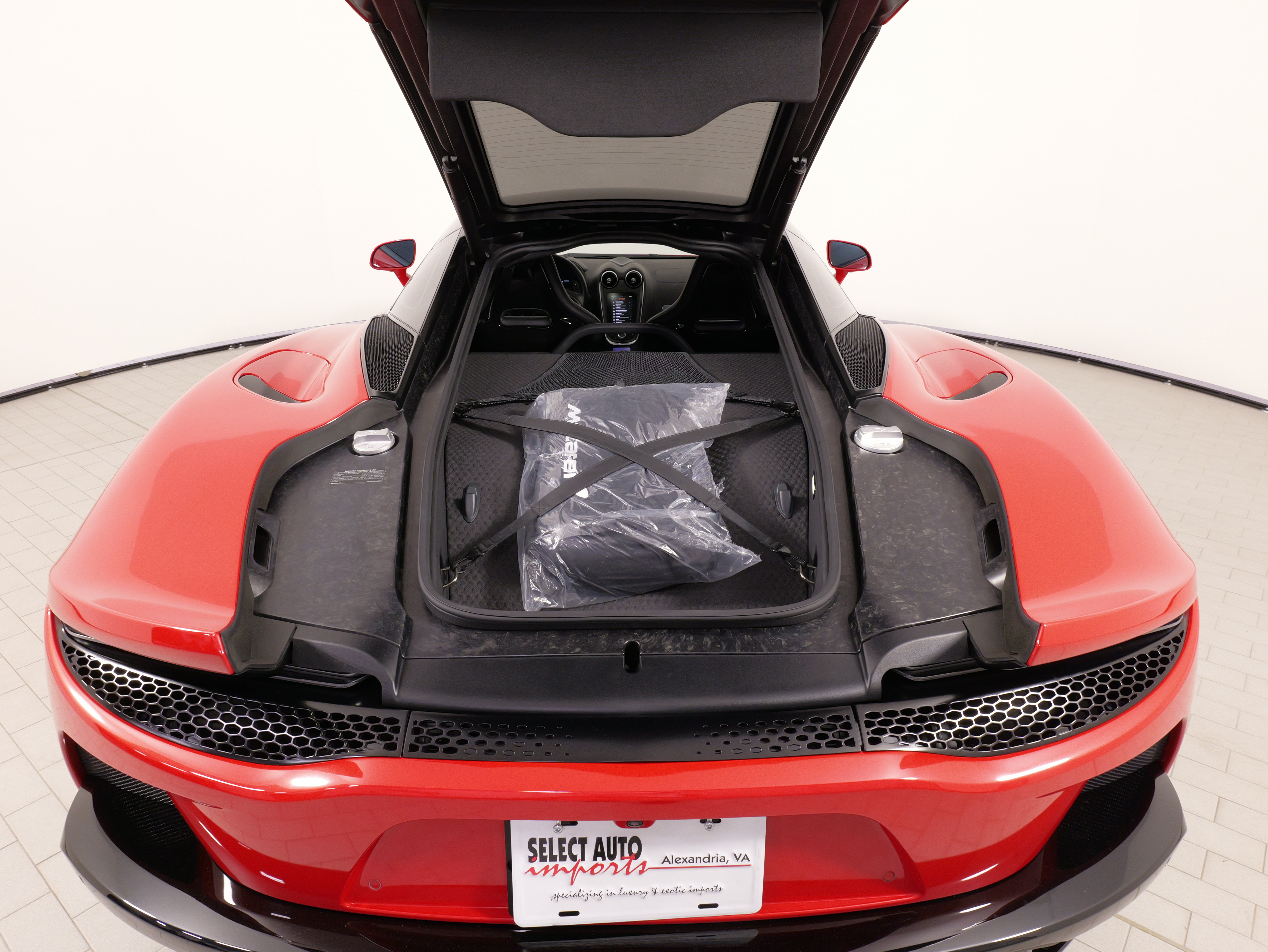 Used 2022 McLaren GT RWD image 65