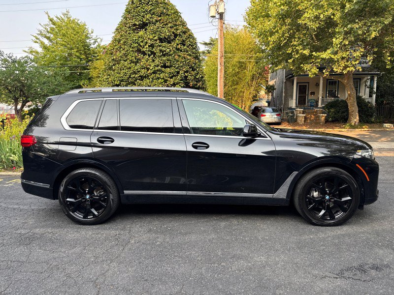 Used 2020 BMW X7 xDrive40i w/ Premium Package AWD/4WD image 5
