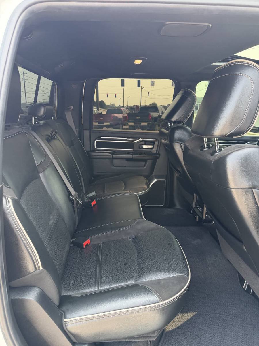 Used 2022 RAM 2500 Laramie AWD/4WD image 12