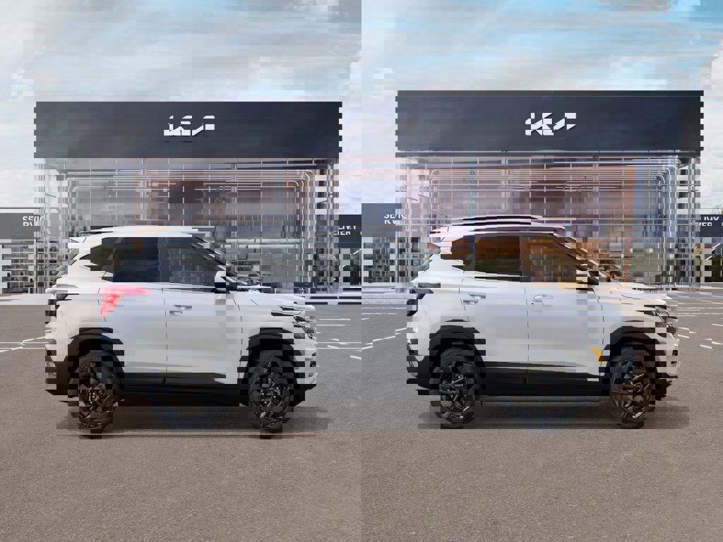 New 2026 Kia Seltos EX image 7