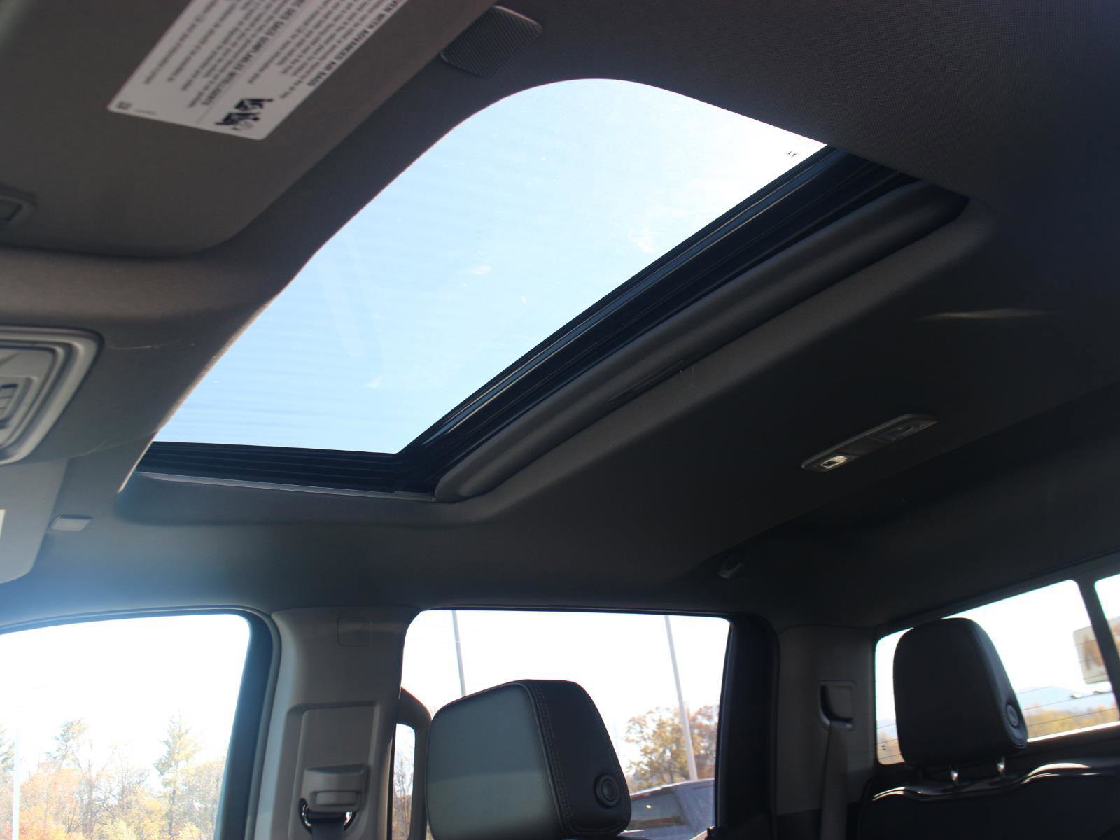 New 2026 GMC Sierra 1500 Denali w/ Denali Reserve Package image 17