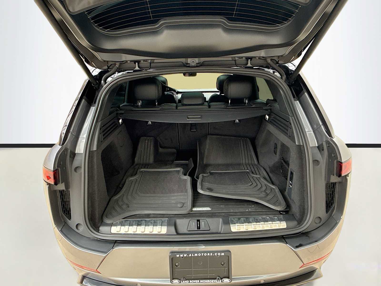 Certified 2025 Land Rover Range Rover Sport Dynamic SE image 25