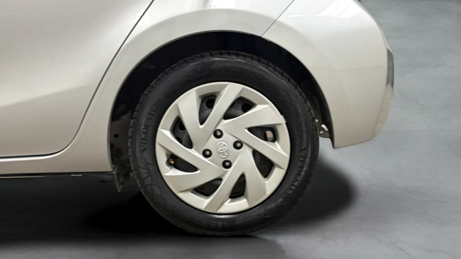 Used 2015 Toyota Prius C Two FWD image 26