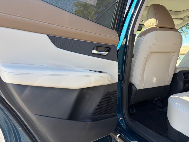 Used 2025 Nissan Murano Platinum AWD/4WD image 34