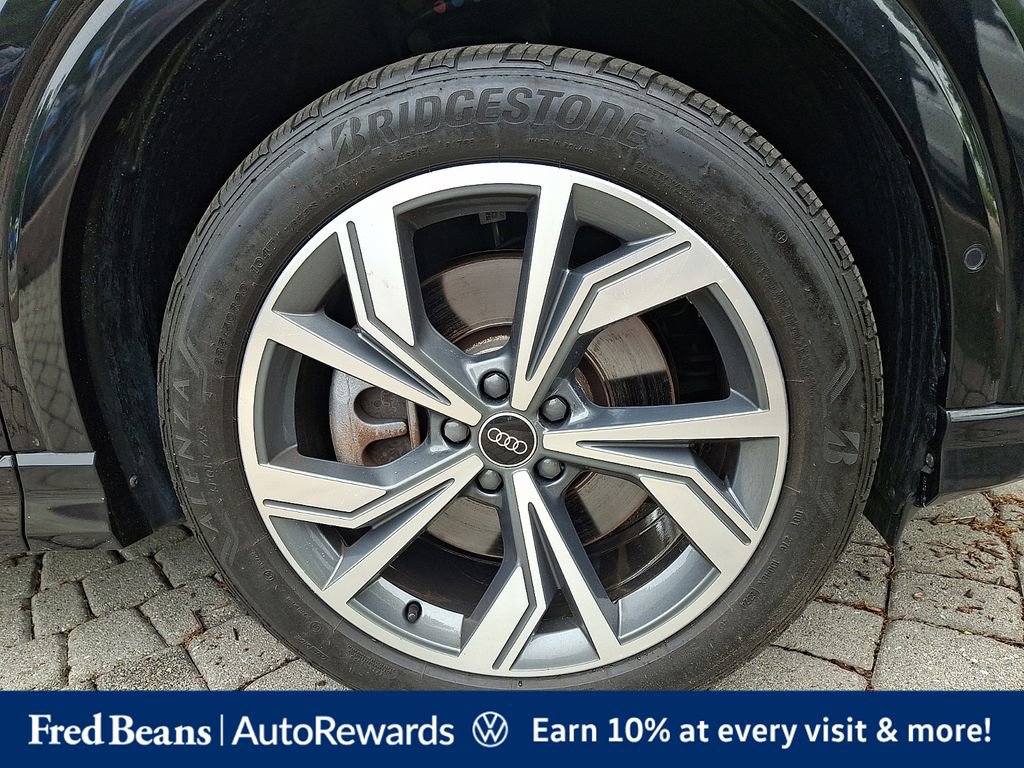 Used 2023 Audi Q4 e-tron Premium Plus w/ Premium Plus AWD/4WD image 8