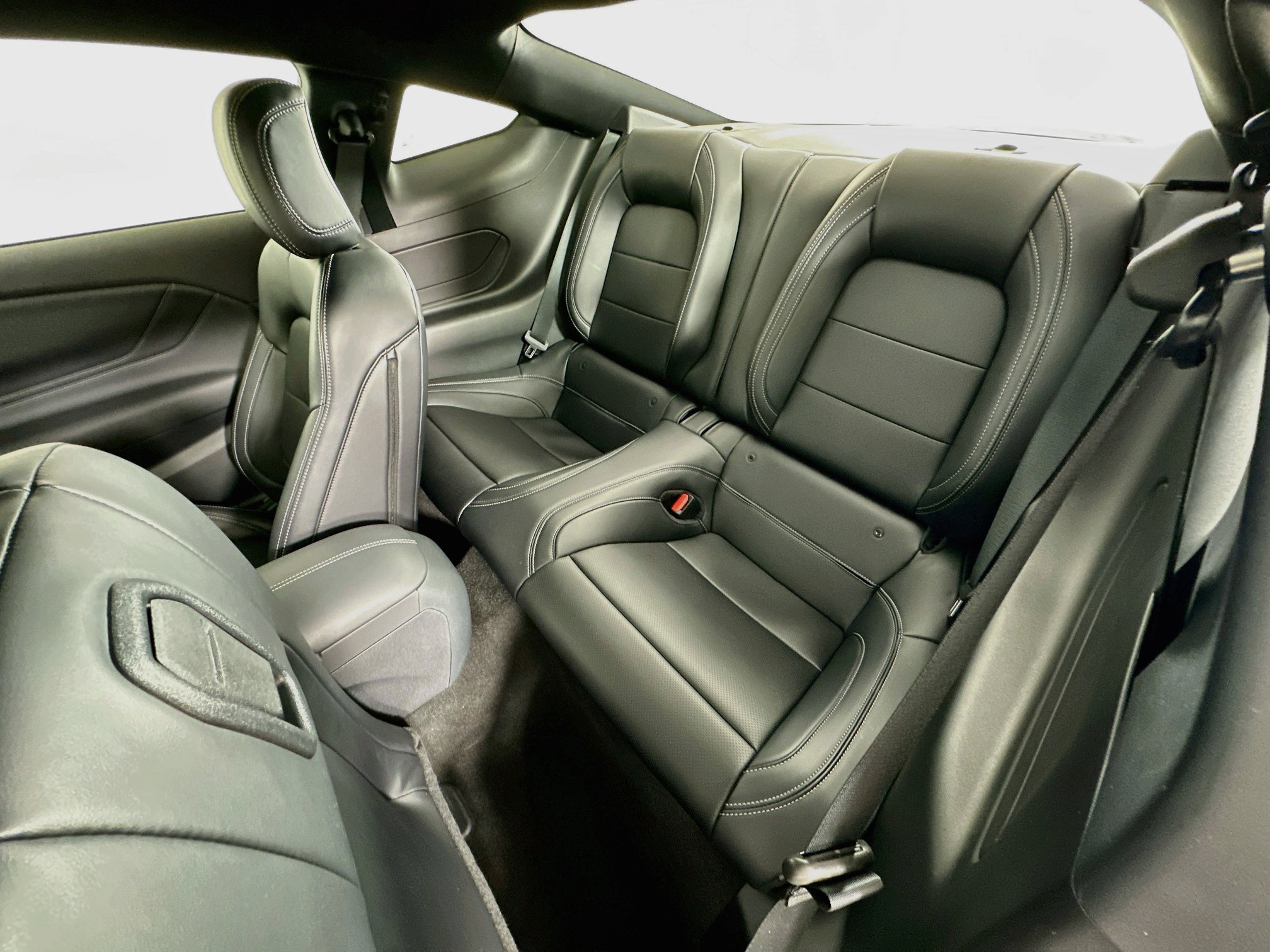Used 2026 Ford Mustang Premium RWD image 25