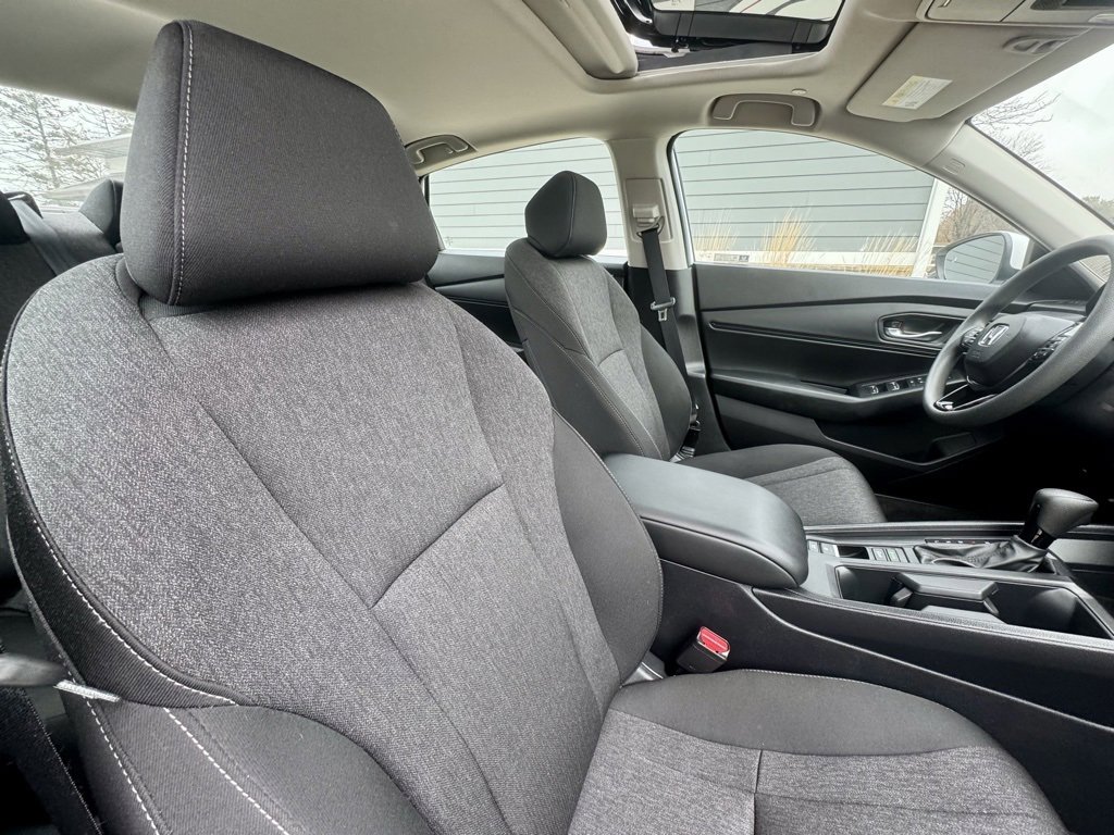 Used 2024 Honda Accord EX image 16