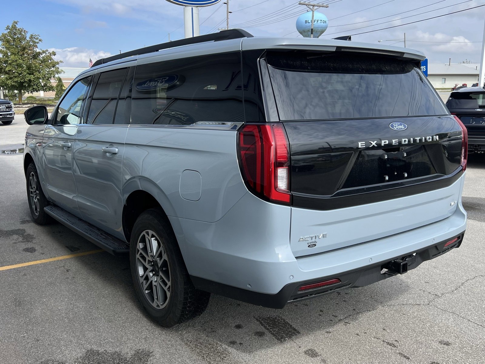 New 2025 Ford Expedition Max Active image 5
