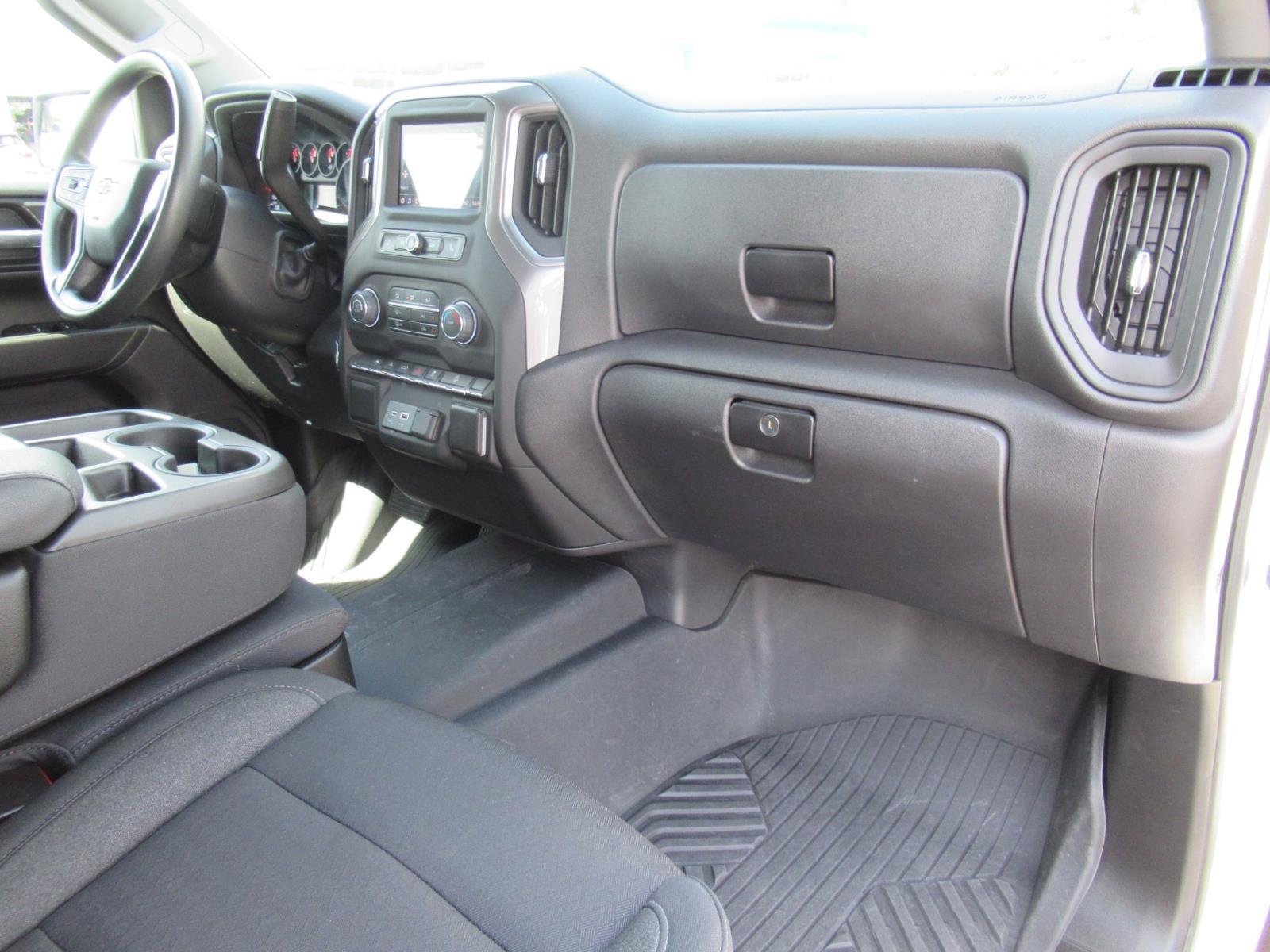 Used 2024 Chevrolet Silverado 1500 Custom Trail Boss w/ LPO, Dark Essentials Package AWD/4WD image 14