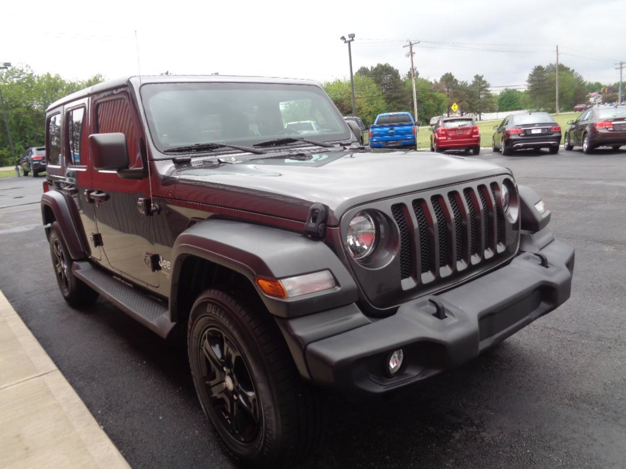 Used 2020 Jeep Wrangler Unlimited Sport S AWD/4WD image 4