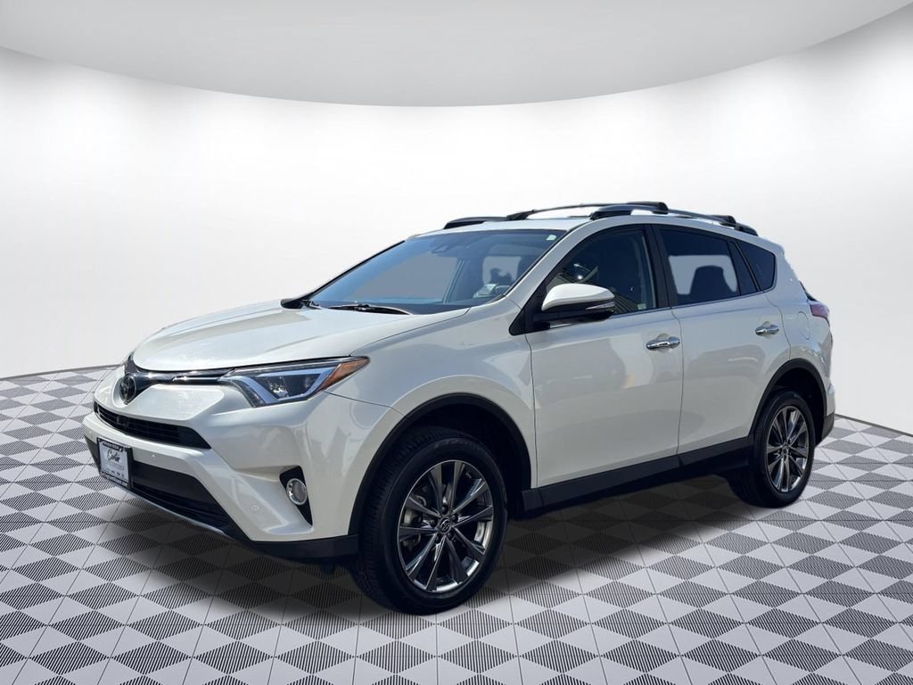 Used 2018 Toyota RAV4 Limited w/ Advanced Technology Package FWD image 3