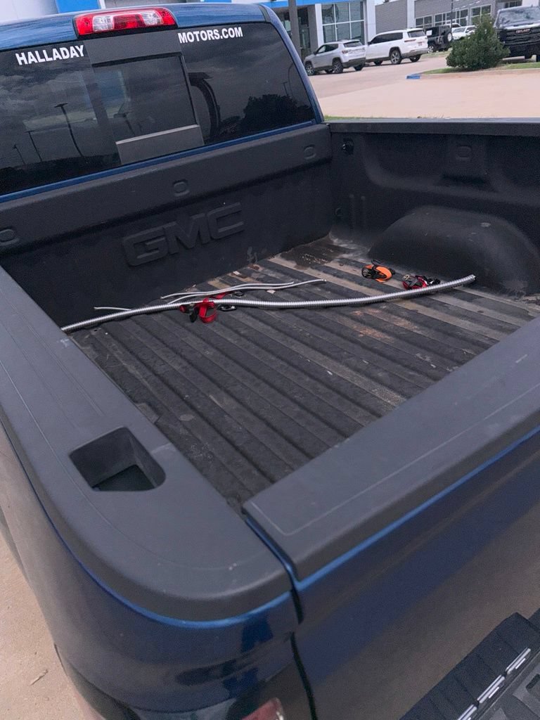 Used 2018 GMC Sierra 1500 SLT AWD/4WD image 8