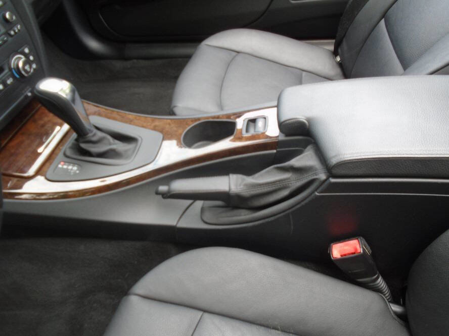Used 2009 BMW 328i Convertible RWD image 14