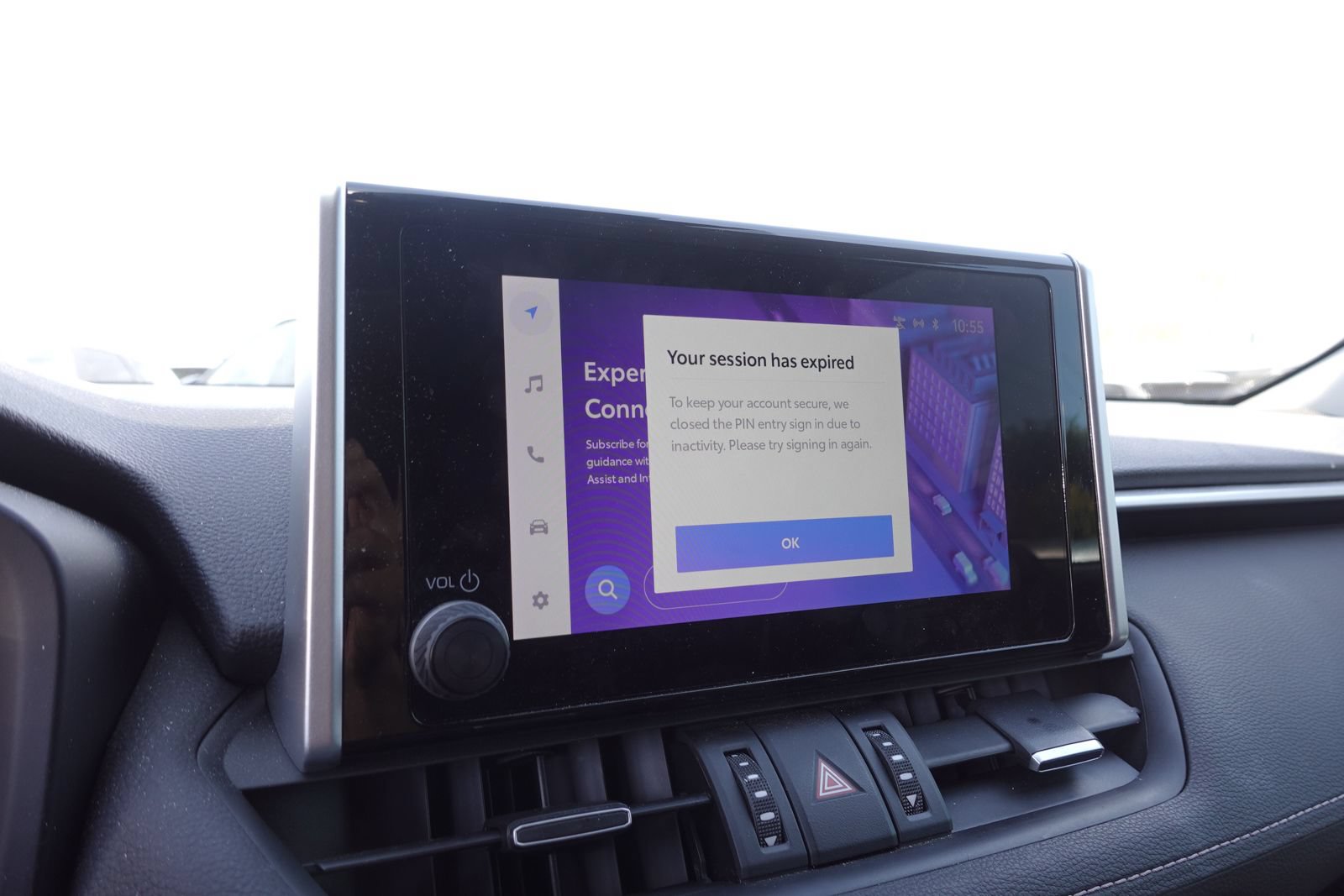 Used 2023 Toyota RAV4 XLE Premium FWD image 19