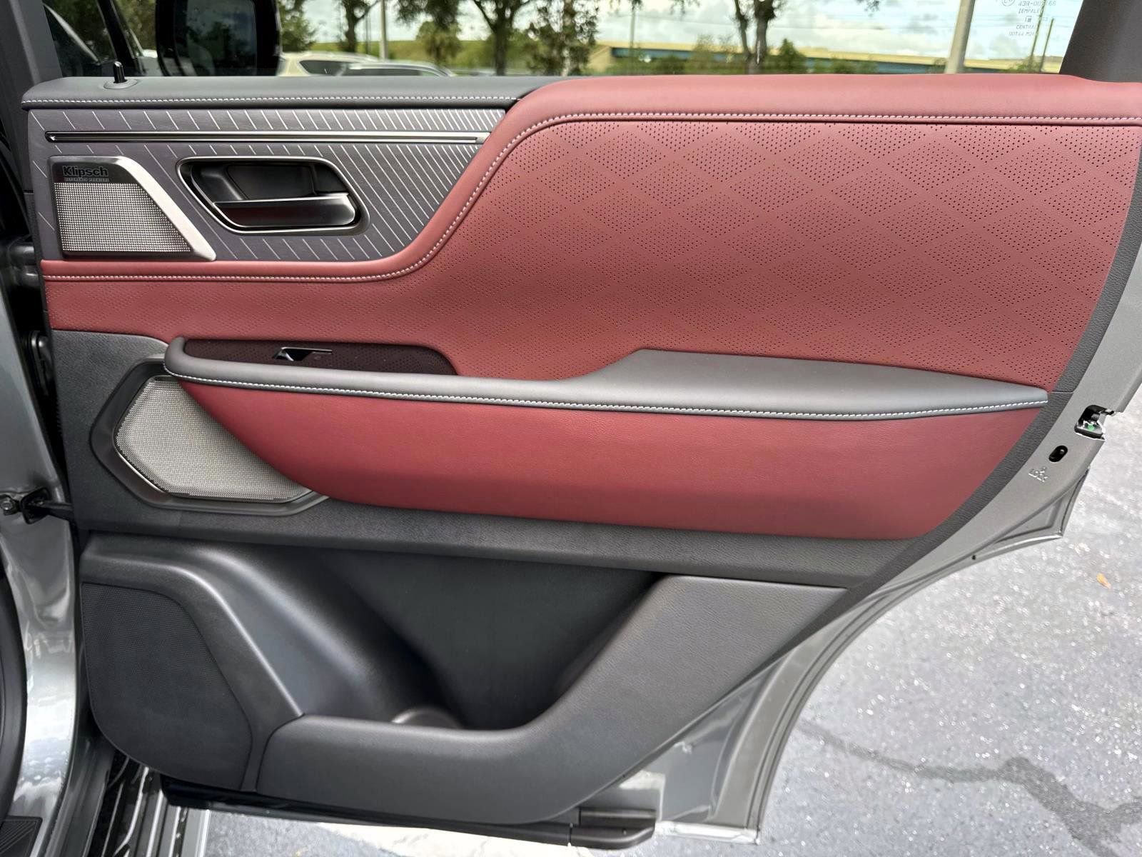 New 2026 INFINITI QX80 Autograph w/ Autograph Exterior Package image 16