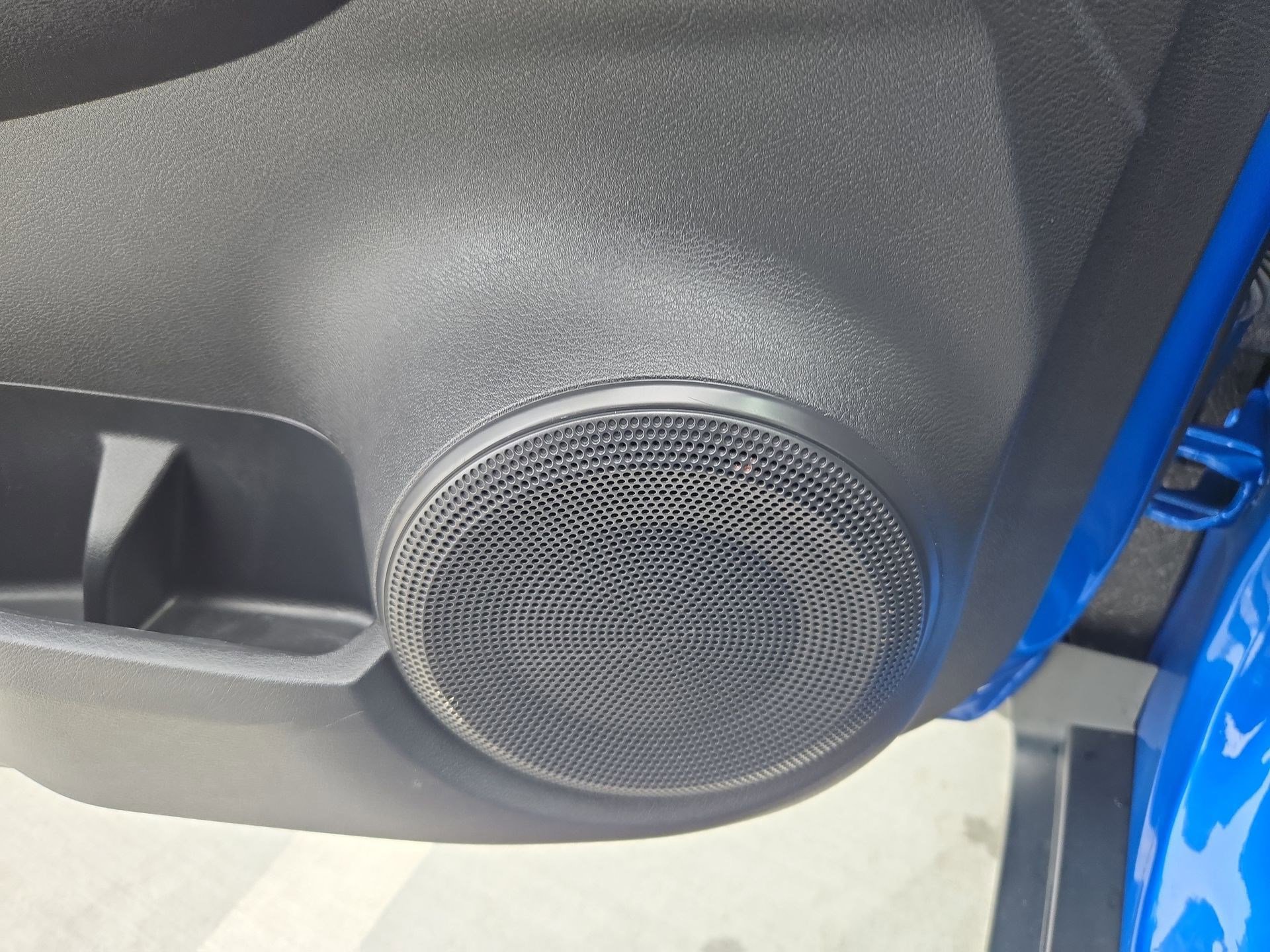 Used 2023 Nissan Kicks SR w/ SR Premium Package image 14