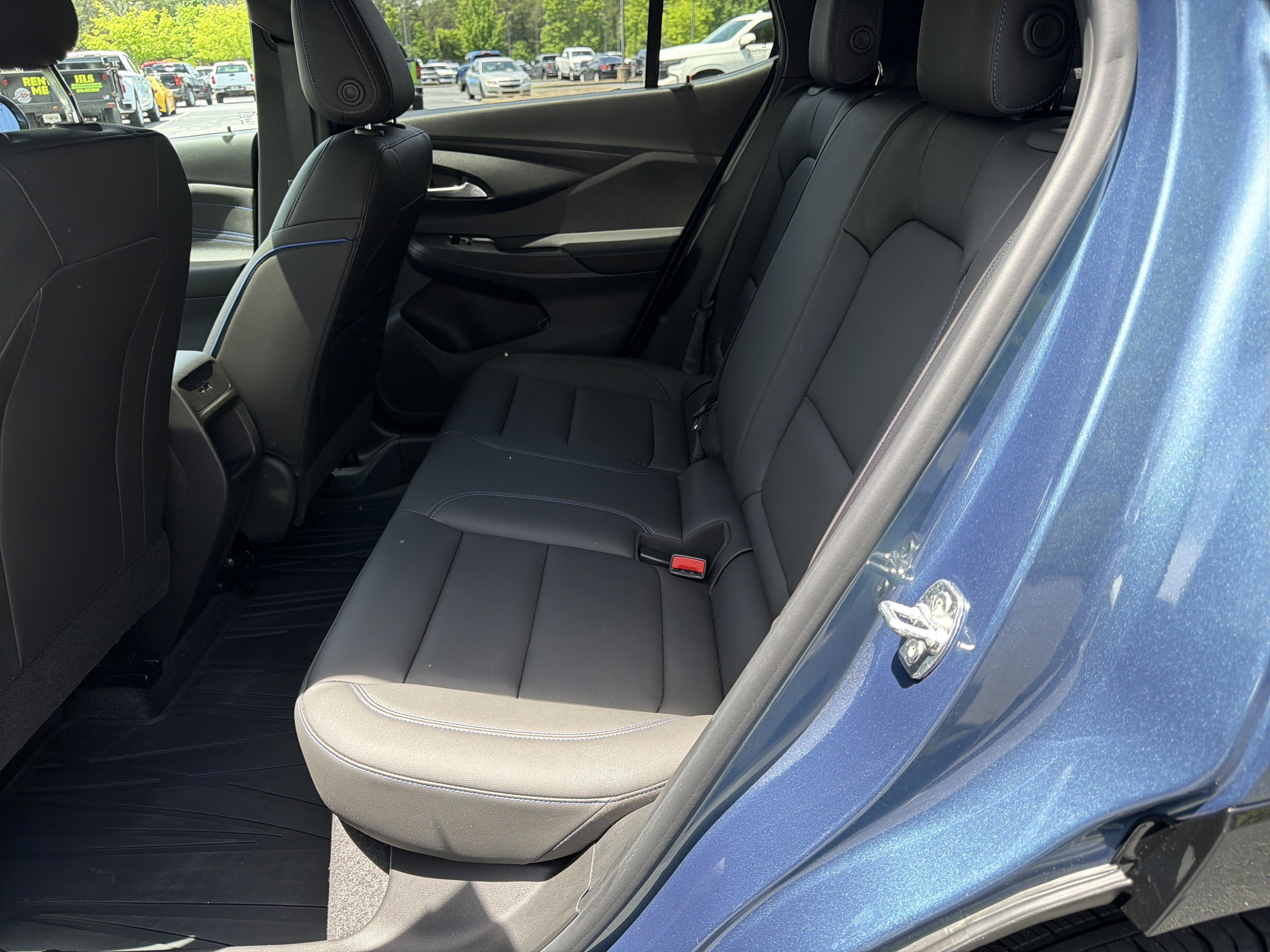 Used 2024 Buick Envista Sport Touring w/ Convenience I Package FWD image 21