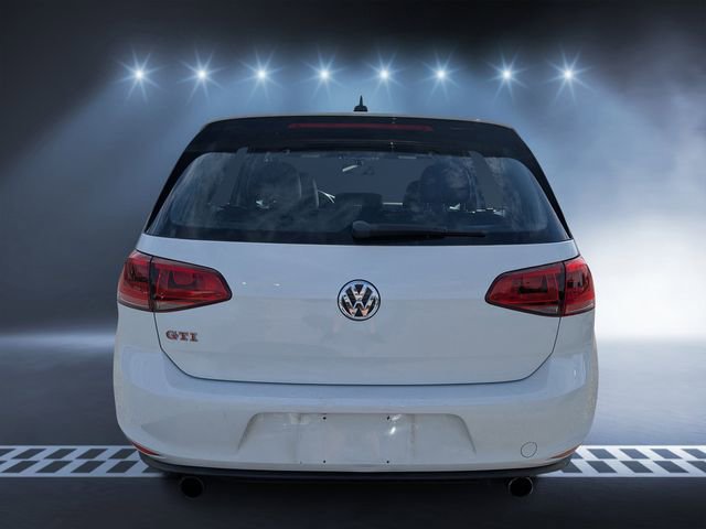 Used 2017 Volkswagen GTI SE image 4