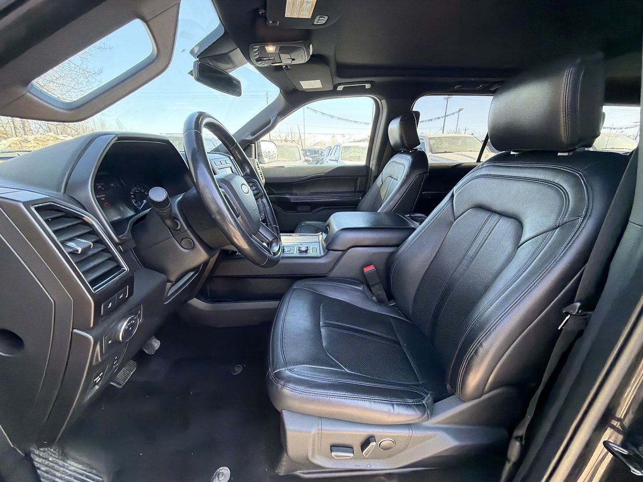 Used 2020 Ford Expedition Max Limited AWD/4WD image 4