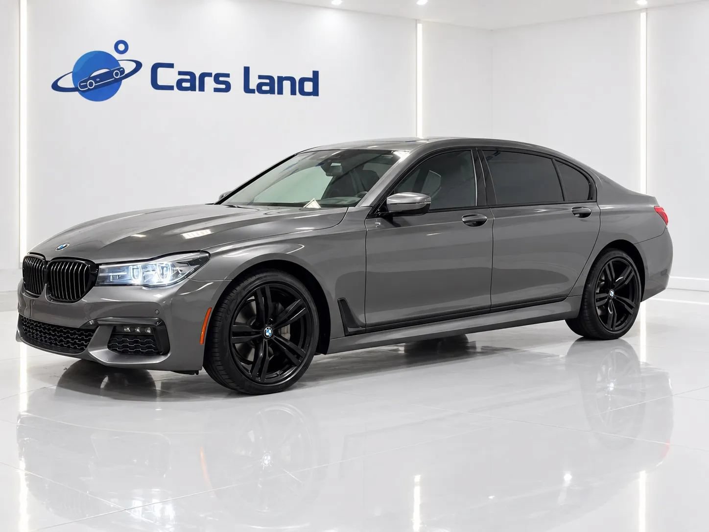 Used 2019 BMW 740i w/ Executive Package RWD image 6