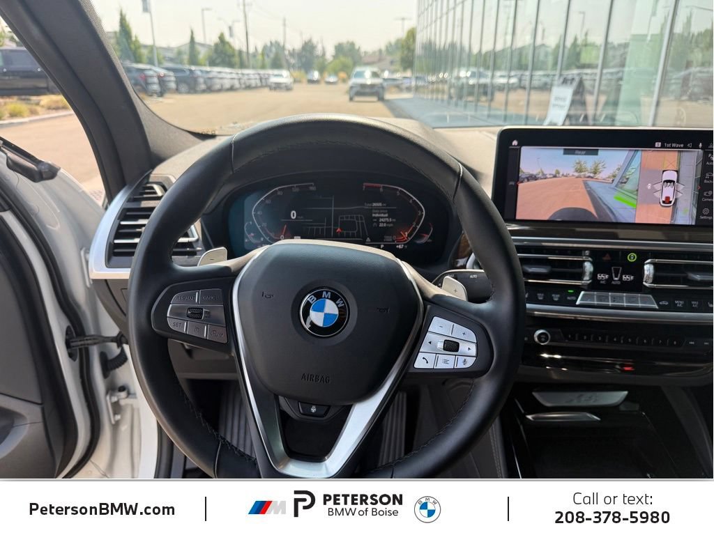 Used 2024 BMW X4 xDrive30i w/ Parking Assistance Package AWD/4WD image 19