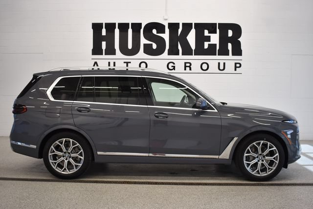 New 2027 BMW X7 xDrive40i AWD/4WD image 2
