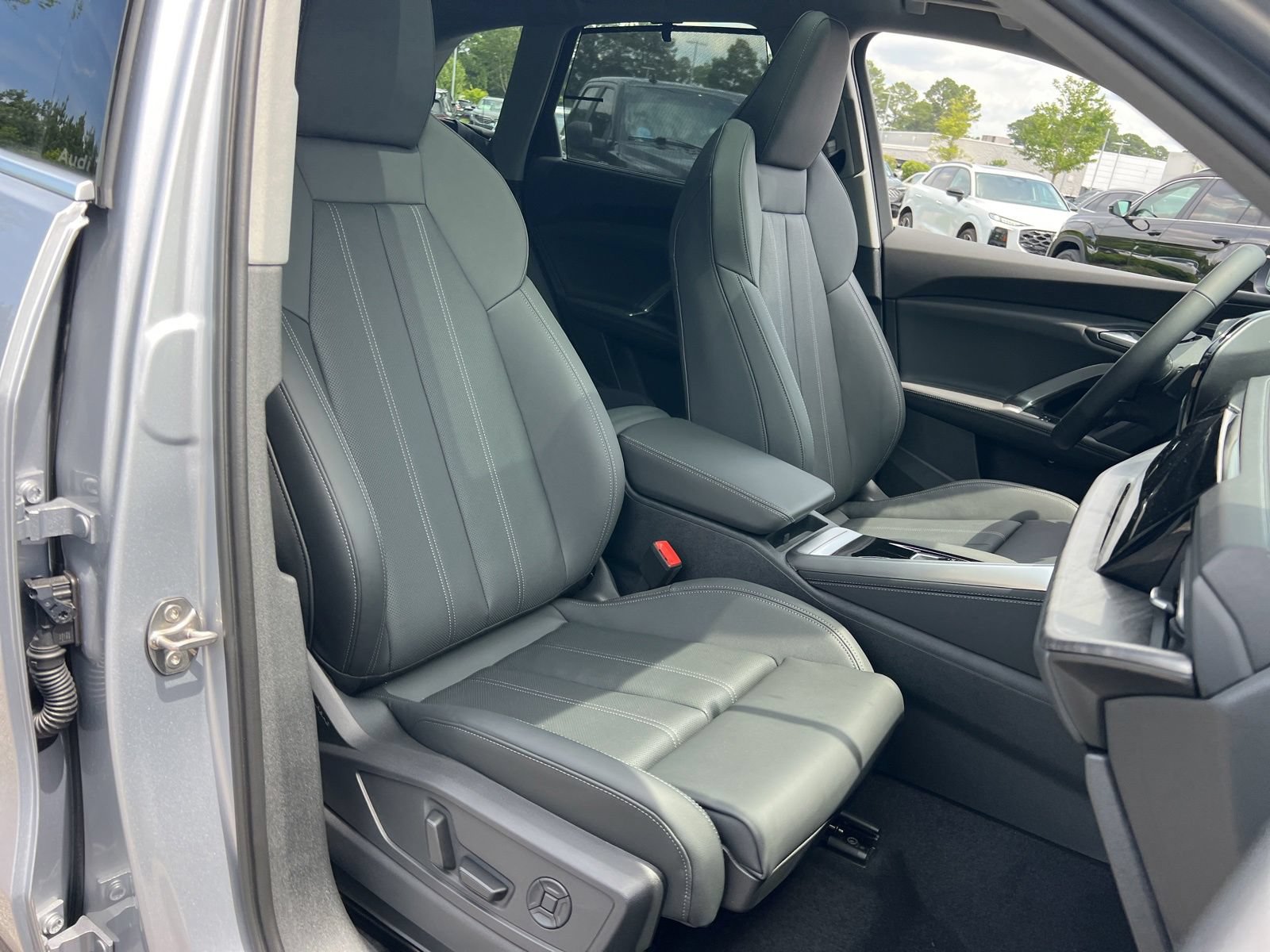 New 2026 Audi Q5 Premium Plus AWD/4WD image 32