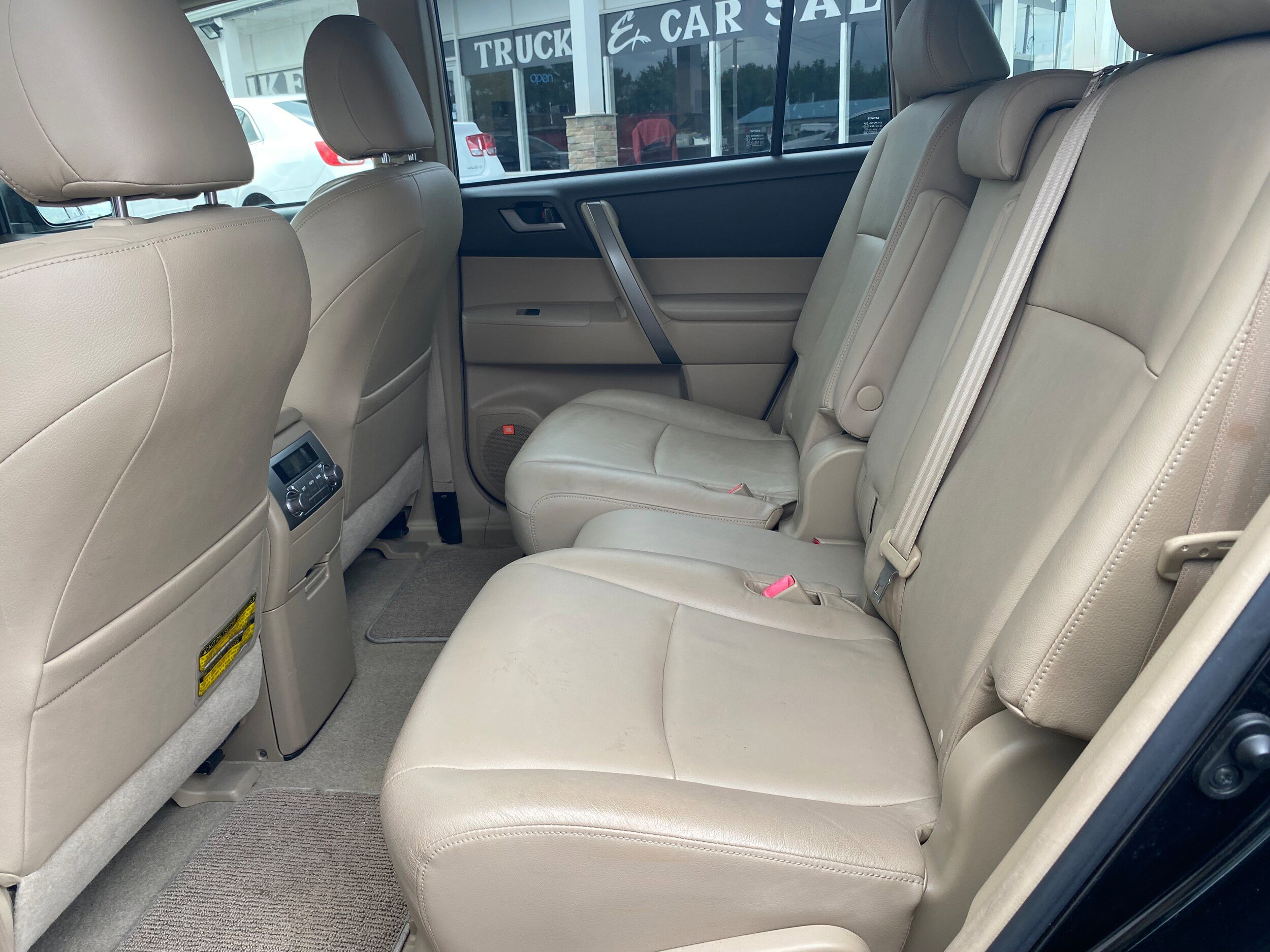 Used 2009 Toyota Highlander Sport FWD image 16