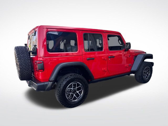 Used 2025 Jeep Wrangler Unlimited Rubicon w/ Convenience Group AWD/4WD image 6