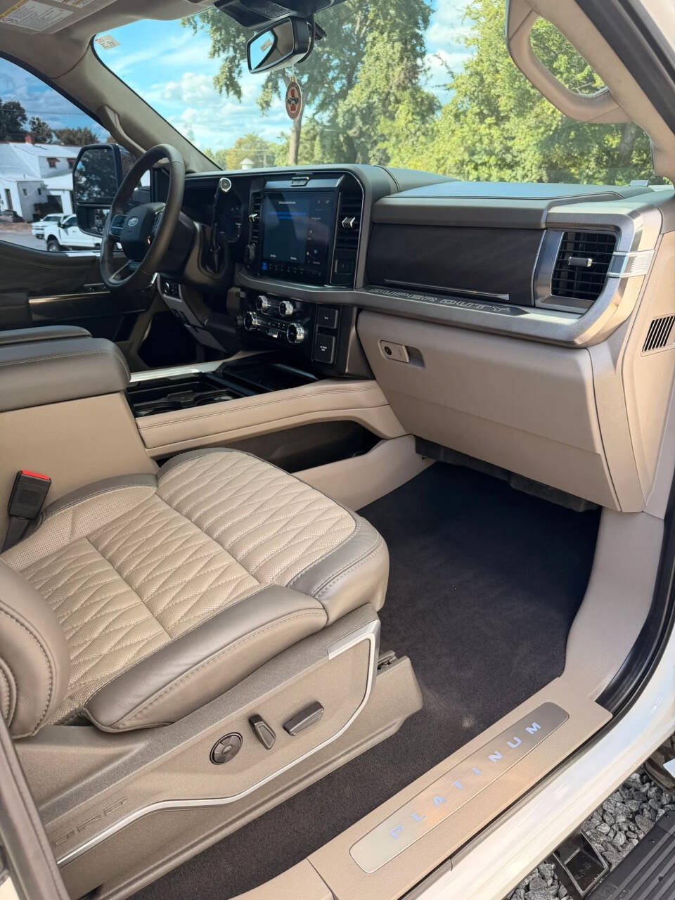 Used 2026 Ford F350 Platinum w/ Platinum Plus Package AWD/4WD image 26
