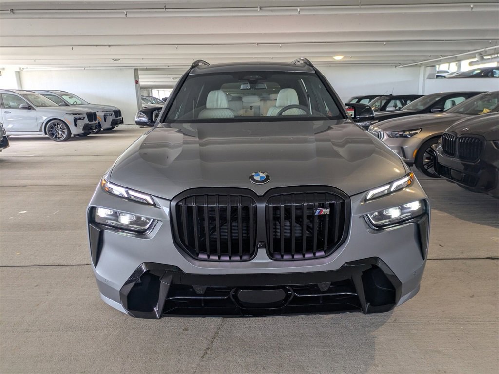 New 2026 BMW X7 M60i video 2