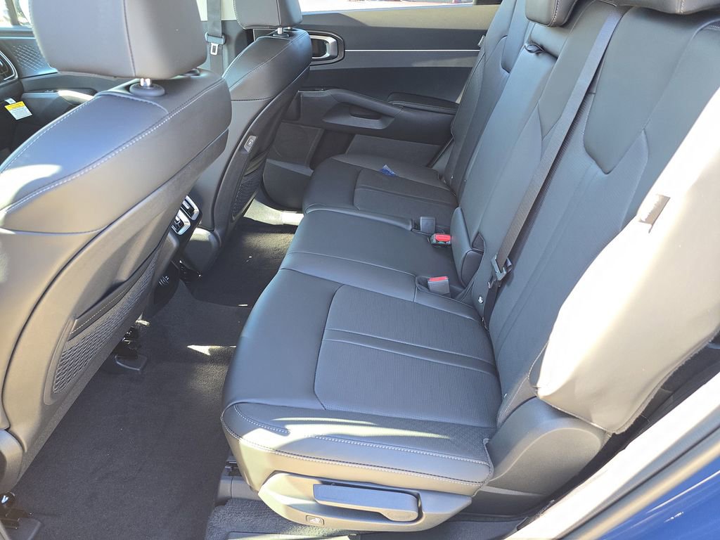 New 2026 Kia Sorento S image 16