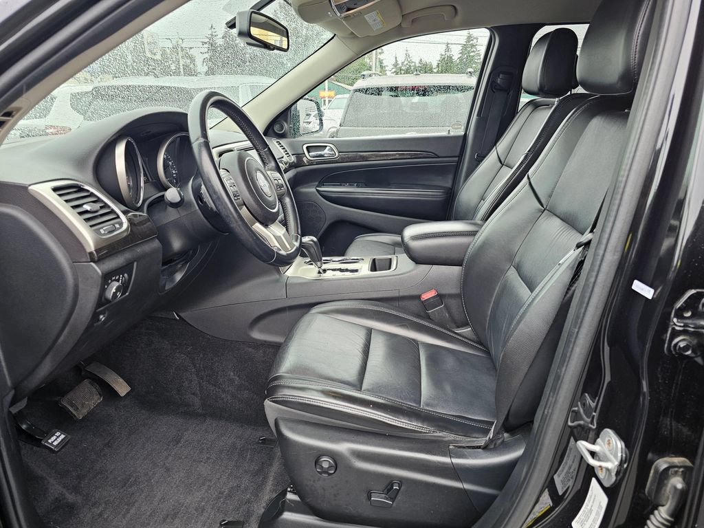 Used 2011 Jeep Grand Cherokee Laredo AWD/4WD image 22
