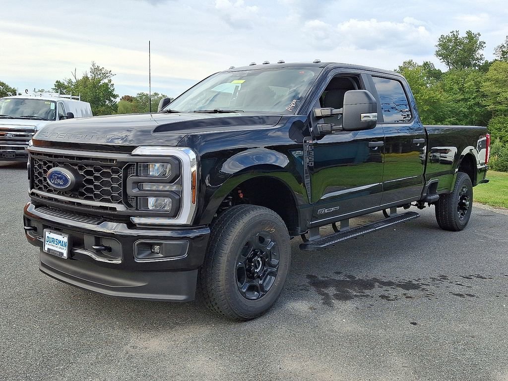 New 2026 Ford F350 XL image 2