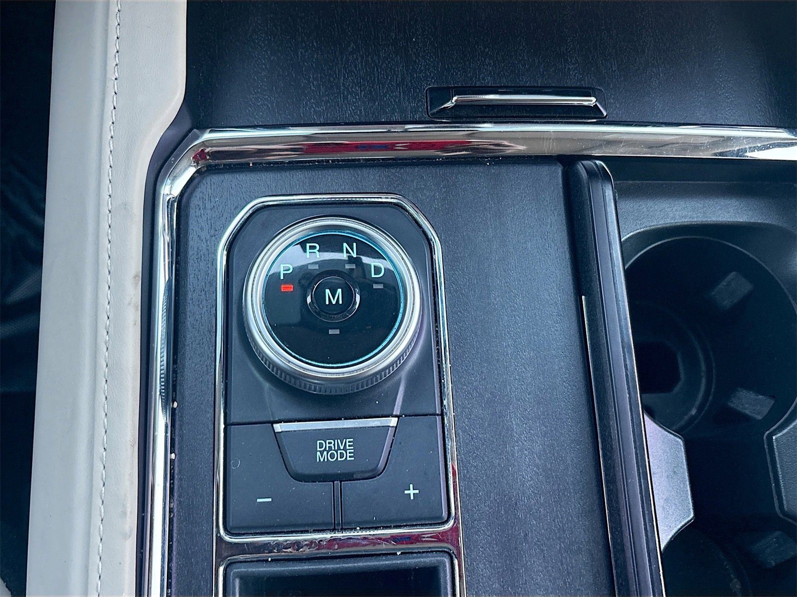 Used 2022 Ford Expedition Platinum image 17