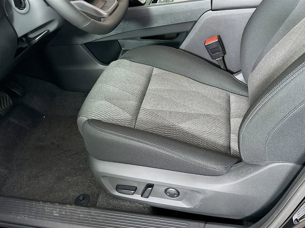 New 2026 Nissan Rogue SV w/ Cold Weather Package AWD/4WD image 26