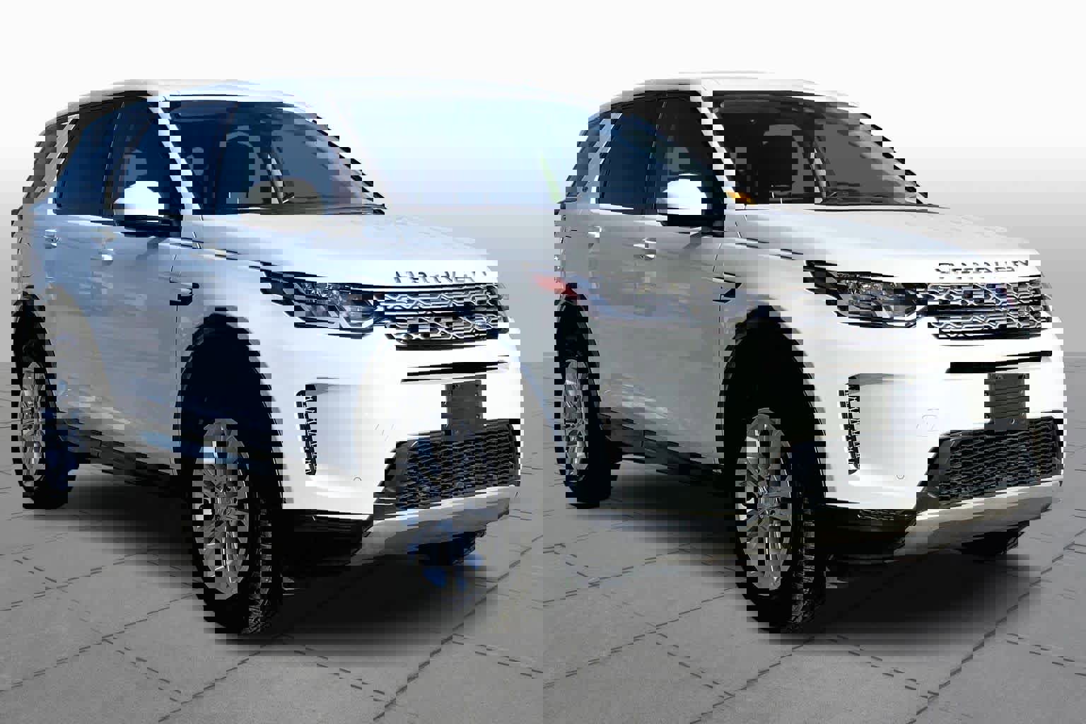 Used 2020 Land Rover Discovery Sport image 3