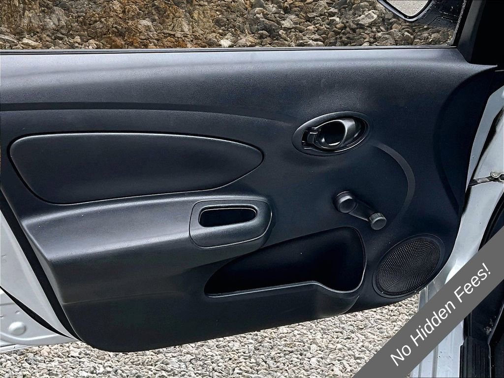 Used 2018 Nissan Versa S FWD image 19